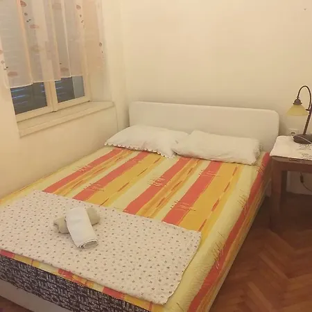 Viktorija * Split